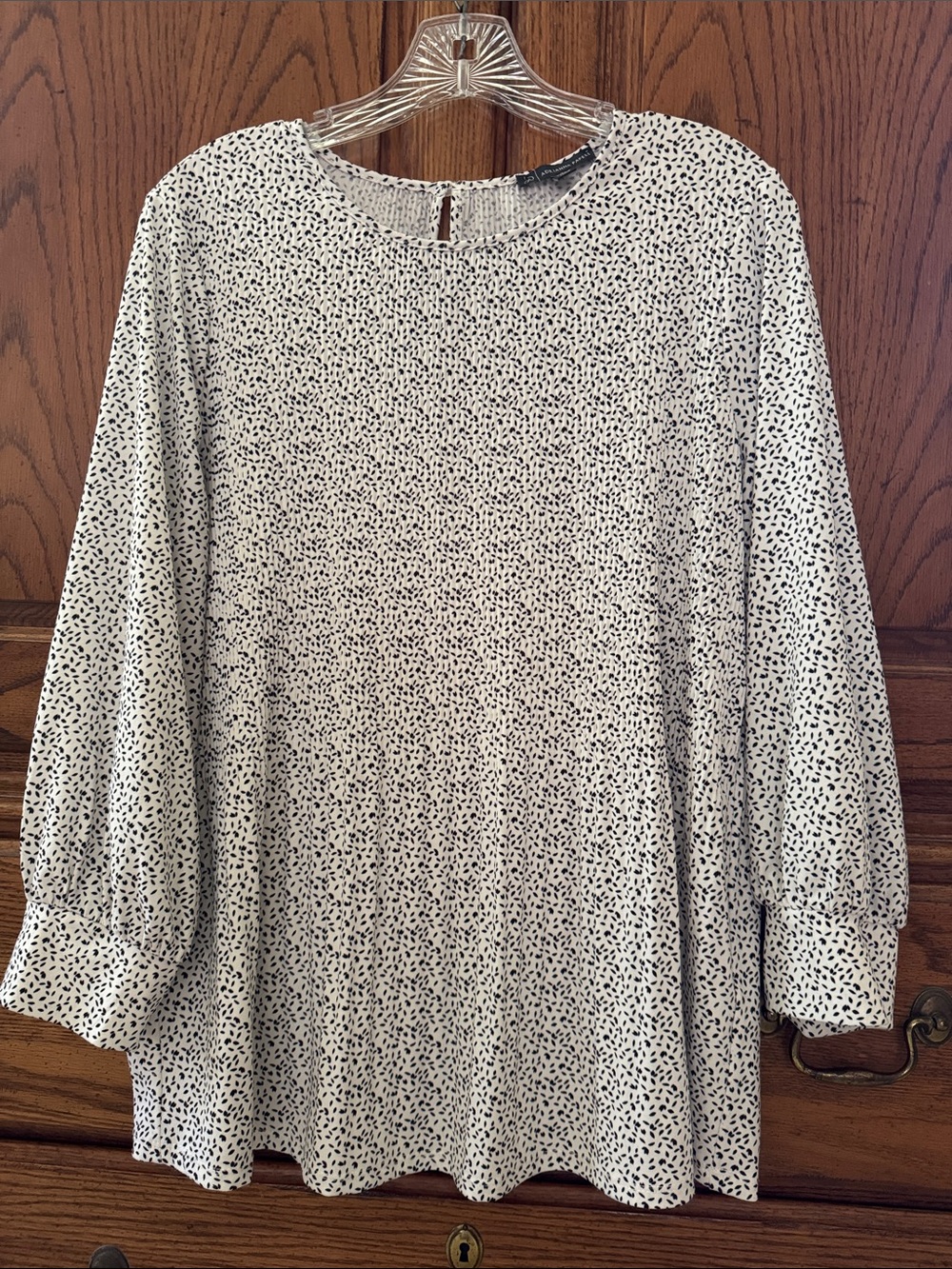 Adrianna Papell White Long-Sleeve Printed Women's Blouse